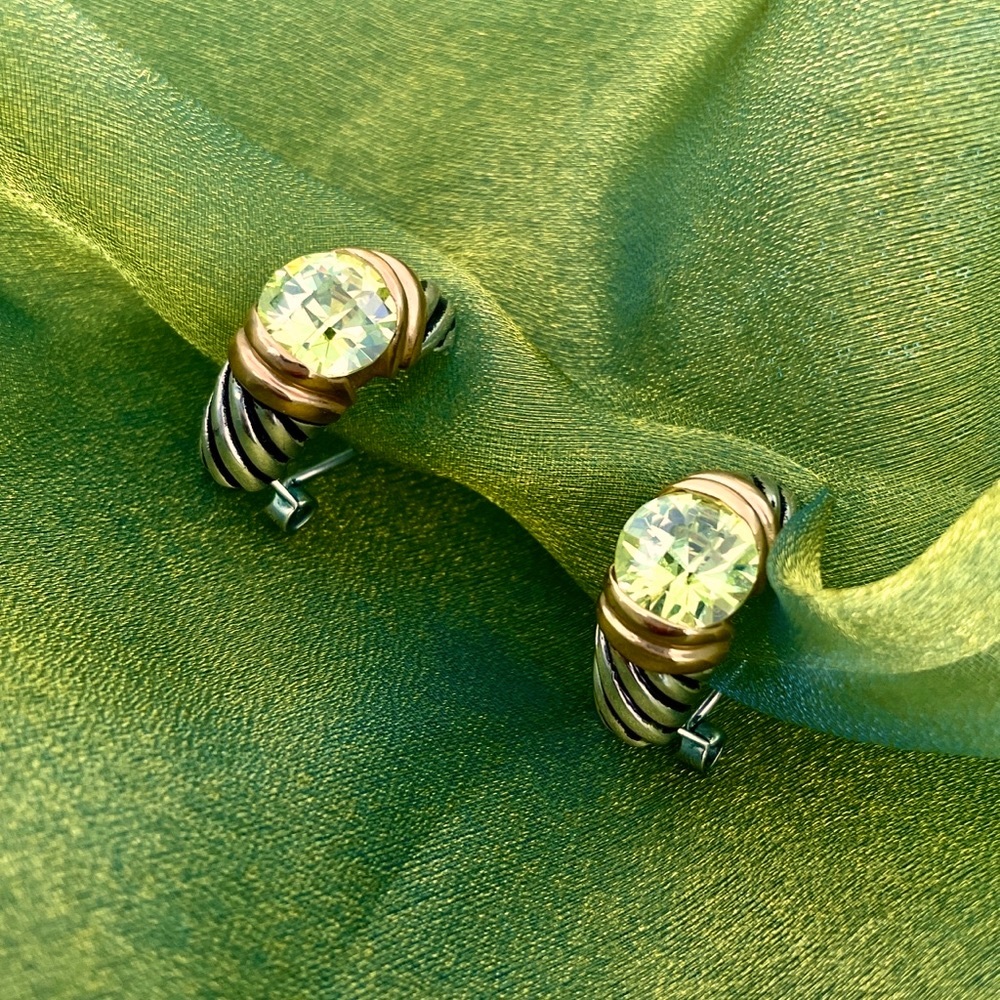 Green faceted Crystal set in gold and silver pierced earrings, NWOT
